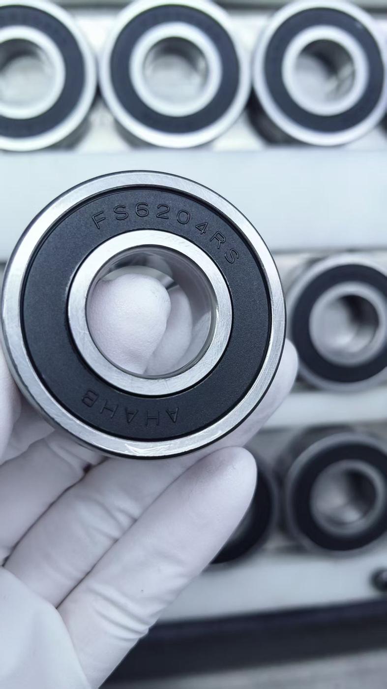 Finished deep groove ball bearings packed for shipment